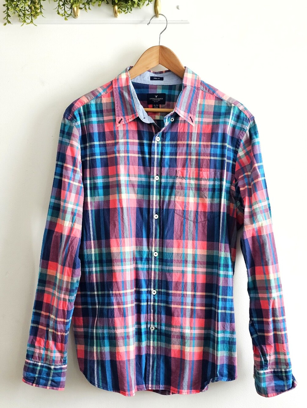 American Eagle Prep Fit Plaid Button Down Shirt XL Pink Blue Green 100% Cotton